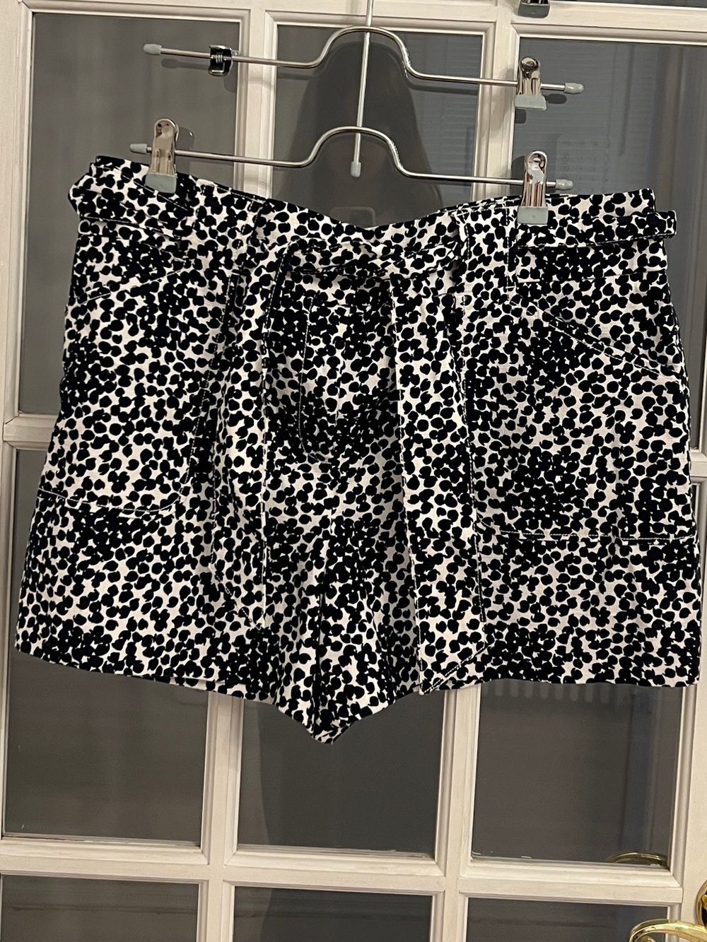 LOFT Women's Navy Blue & White Dot Print Belted Tie Waist Shorts Size 14